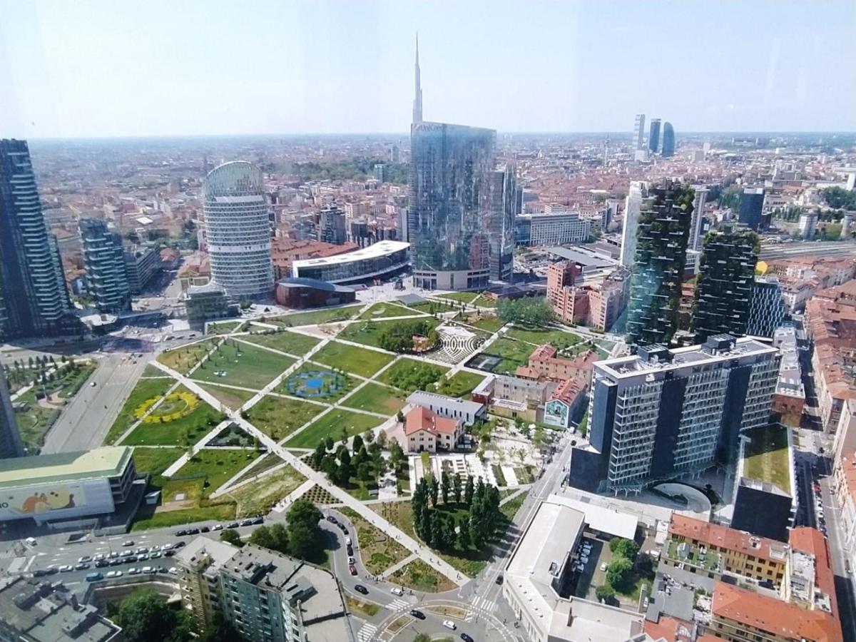 King'S House Bosco Verticale Unicredit Tower Gaeaulenti Milánó Kültér fotó